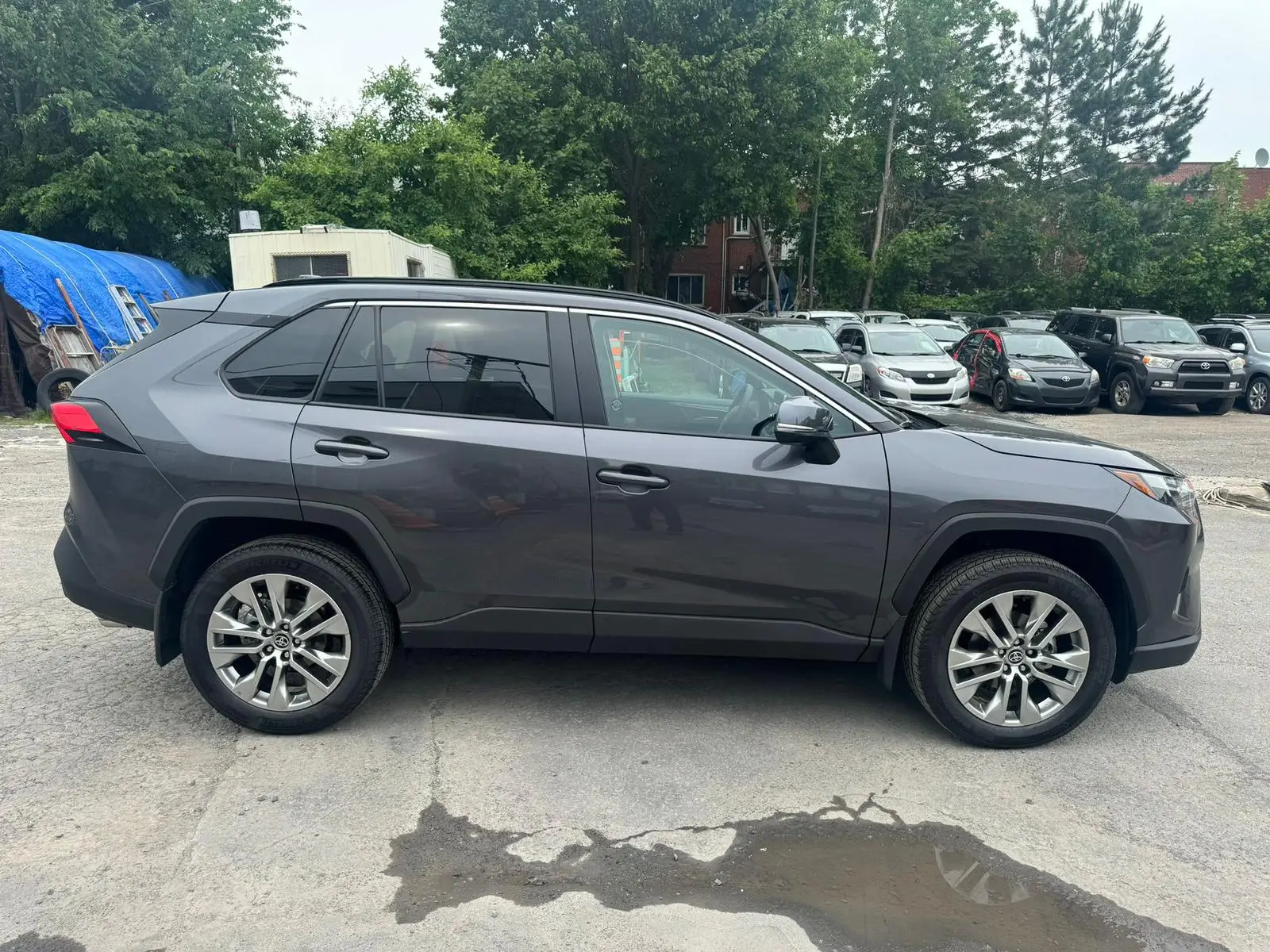Vue alternative 1 - Rav4 