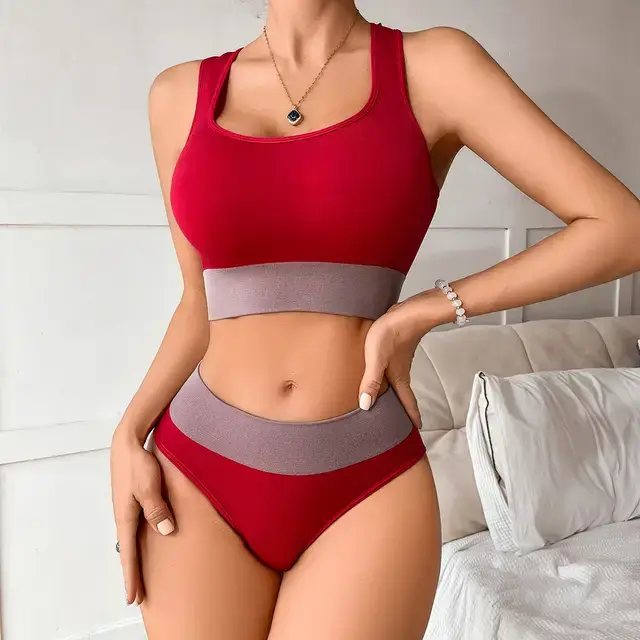 Vue alternative 7 - Dessous des femmes 
