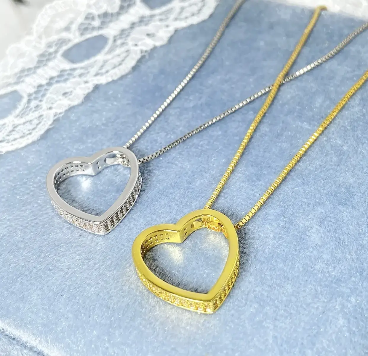 Vue alternative 1 - Ensemble collier boucles en argent 