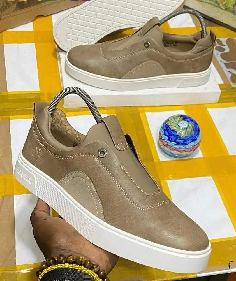 Vue alternative 1 - Prada 