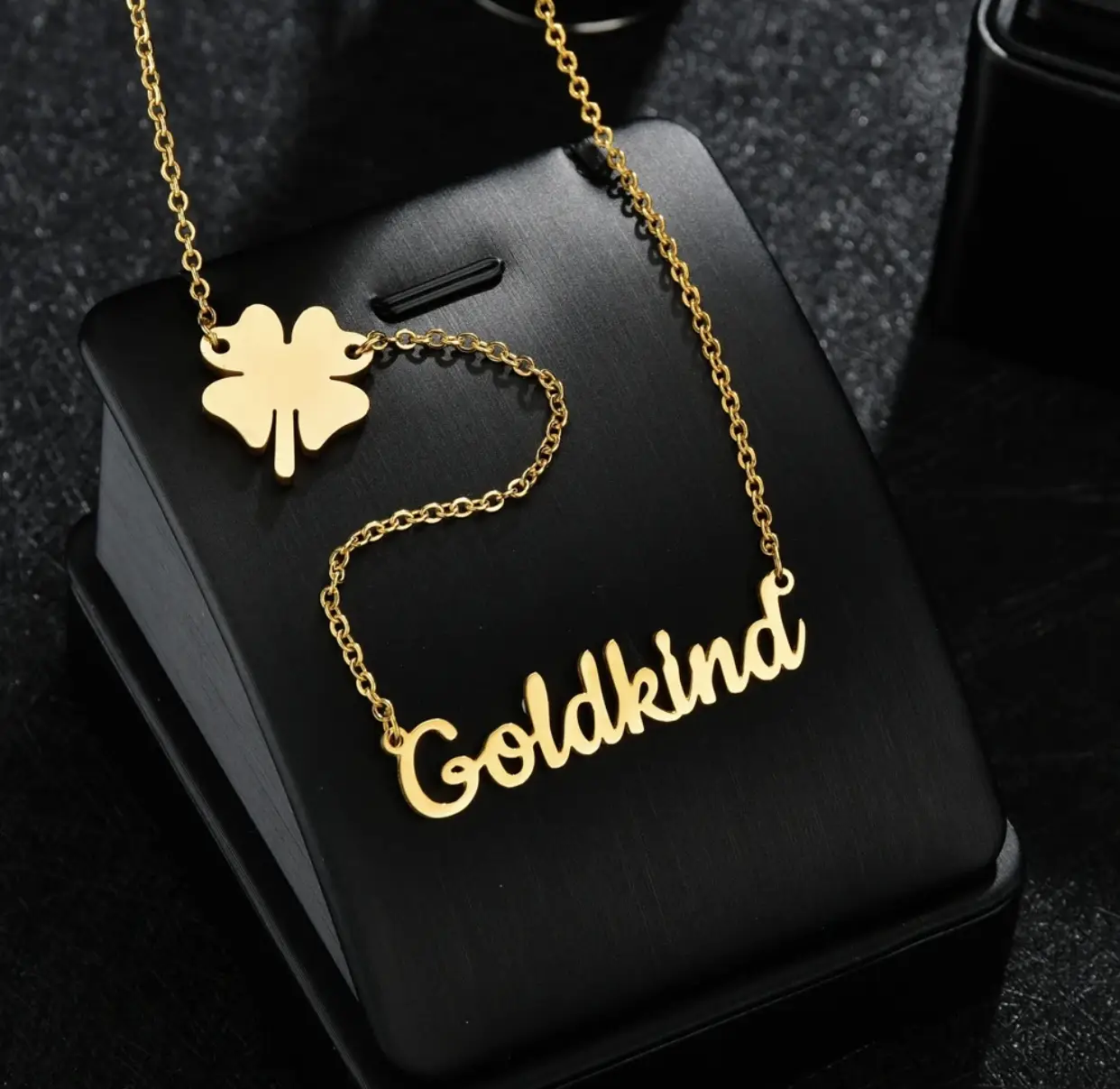 Vue alternative 3 - Collier personnalisé 