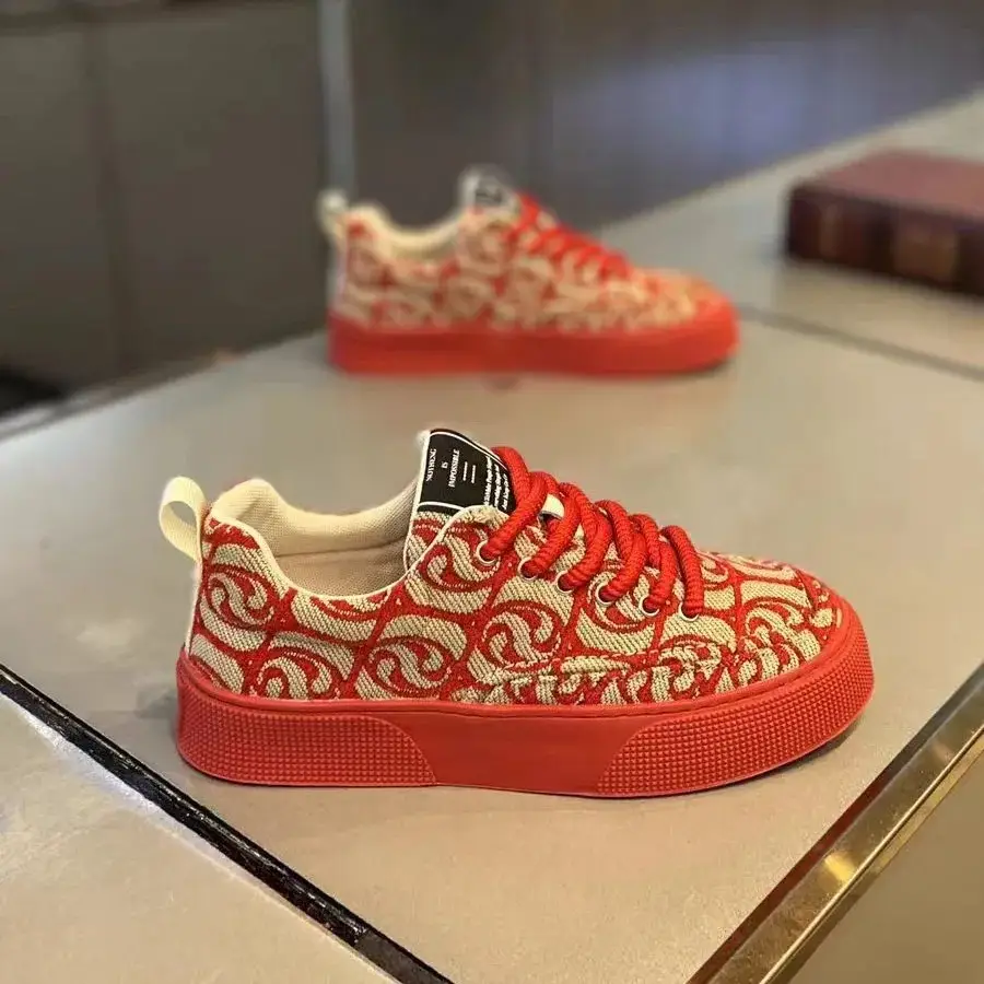 Vue alternative 1 - Chaussure 
