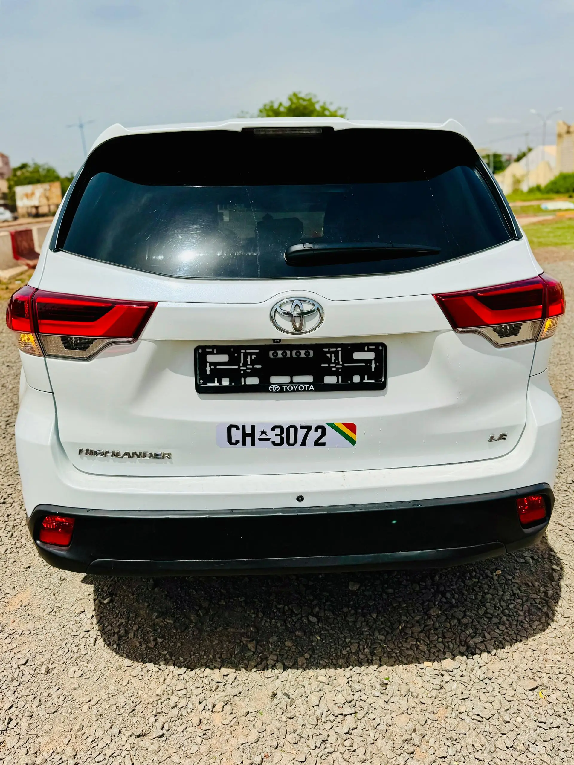 Vue alternative 1 - Toyota Highlander 