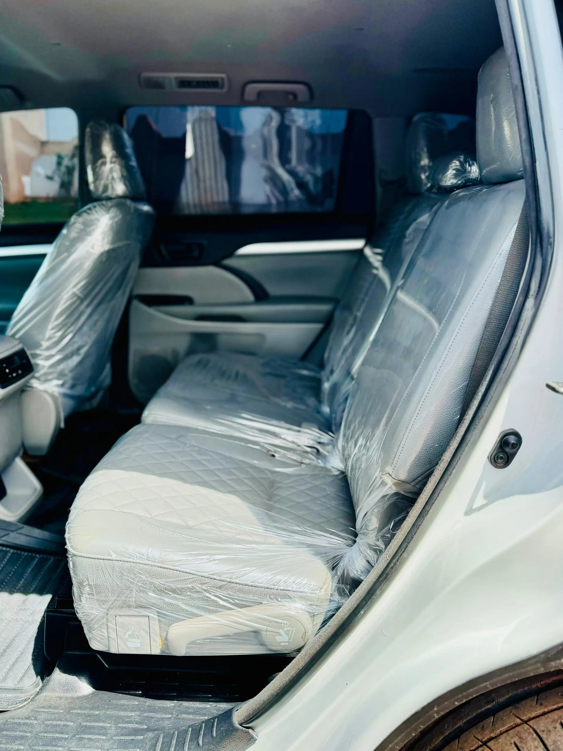 Vue alternative 4 - Toyota Highlander 