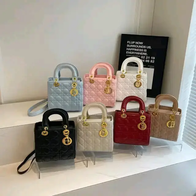 Vue alternative 2 - Sac à main 
