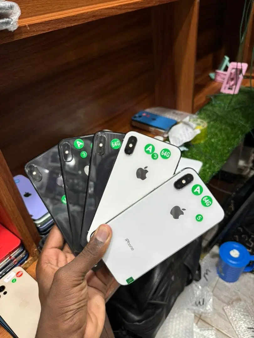 Vue alternative 1 - iPhone X simple arrivage 