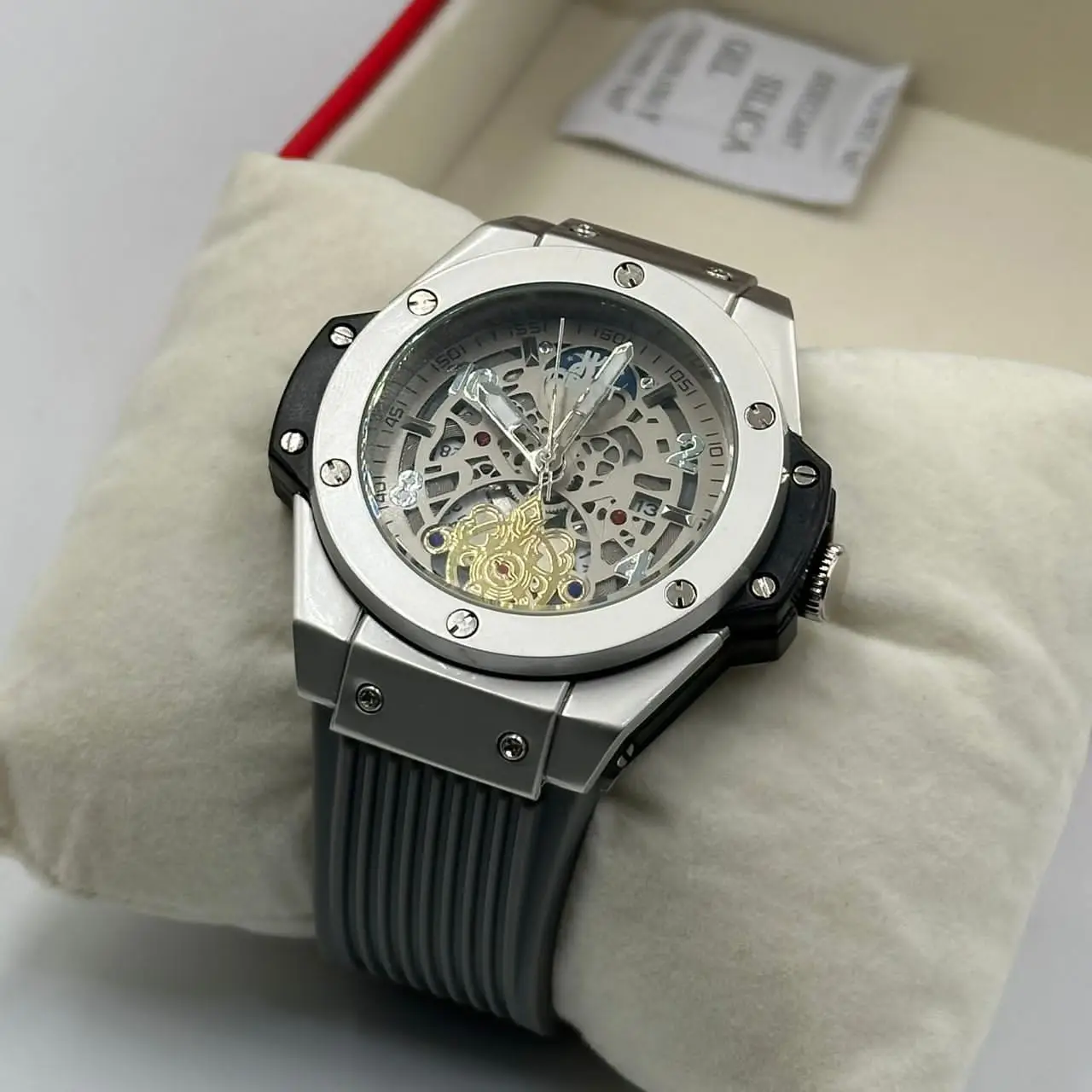 Vue alternative 11 - Montre