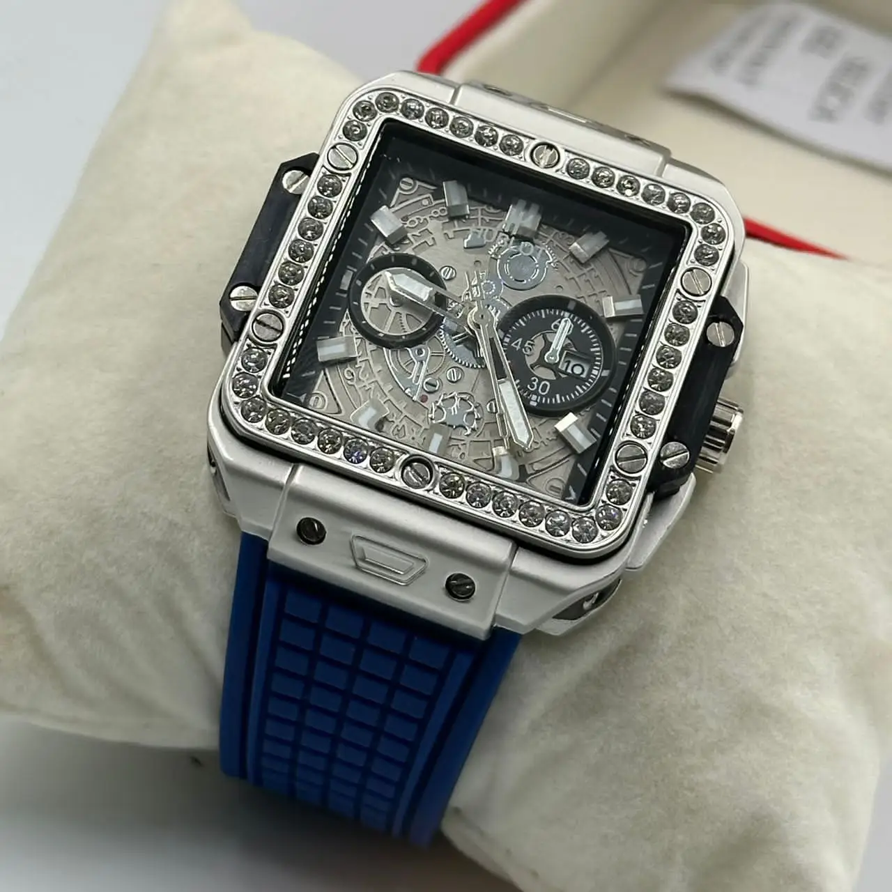Vue alternative 12 - Montre