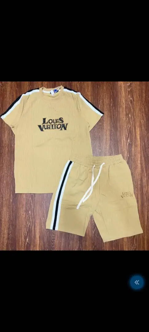 Vue alternative 15 - Vêtements 
