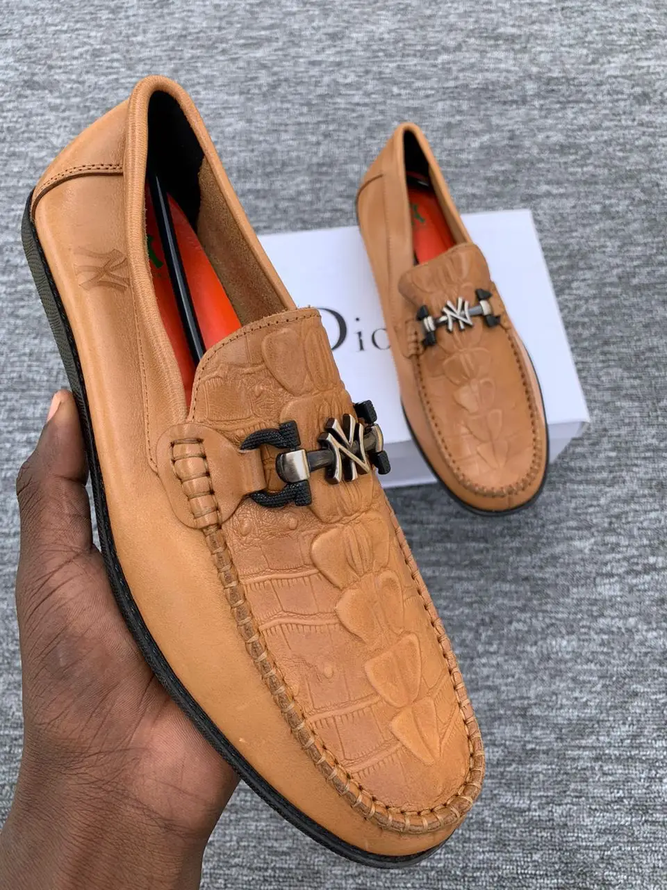 Vue alternative 2 - Mocassin