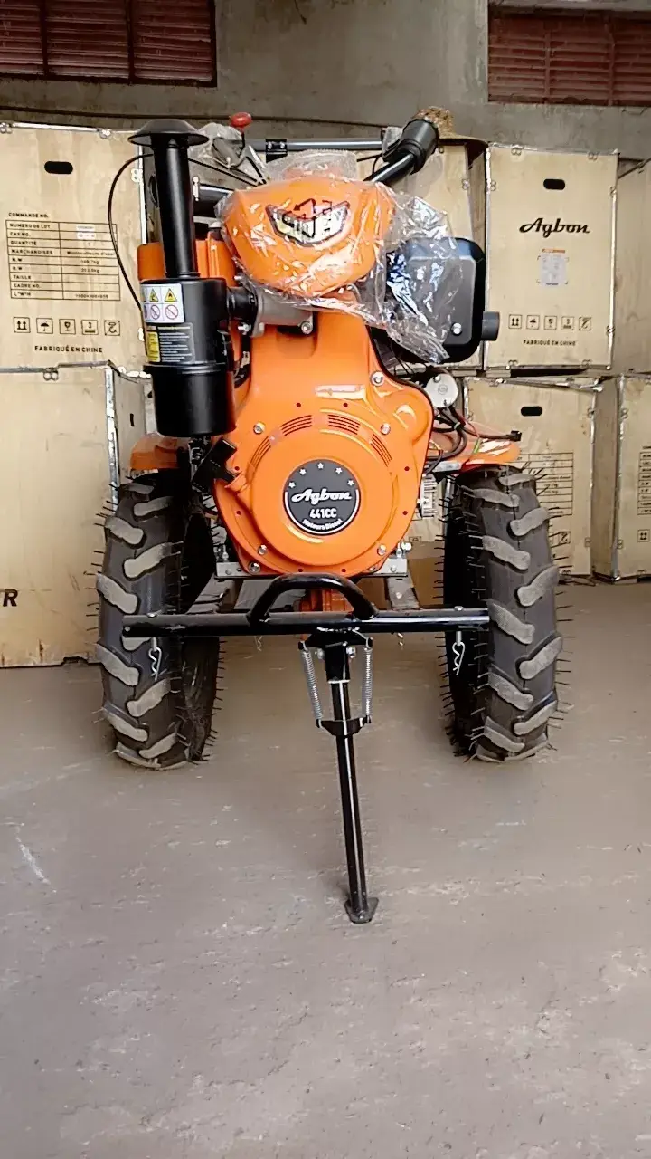 Vue alternative 3 - Mini-motoculteur 15HP 