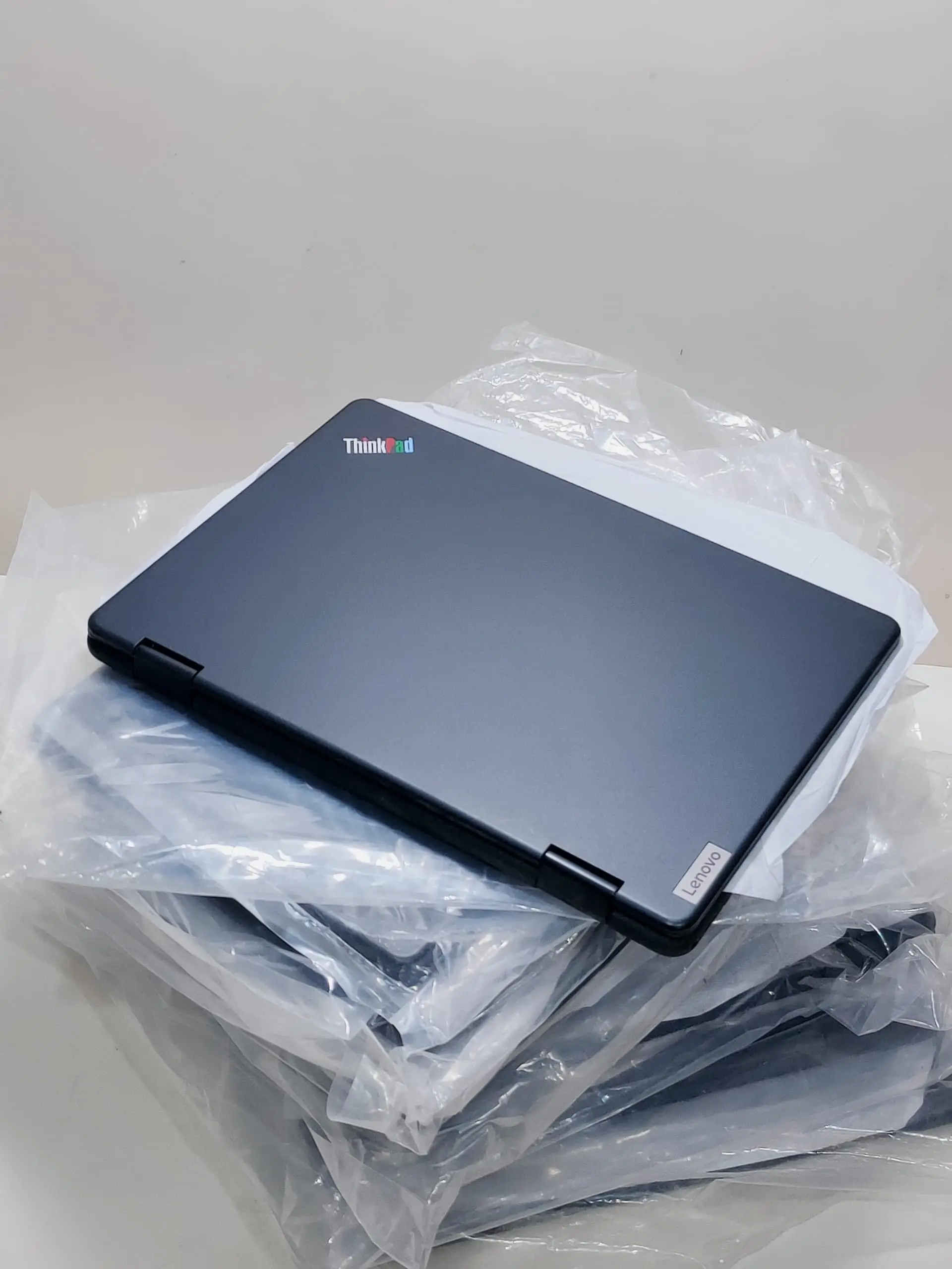 Vue alternative 6 - Lenovo ThinkPad 11e Yoga Gen 6