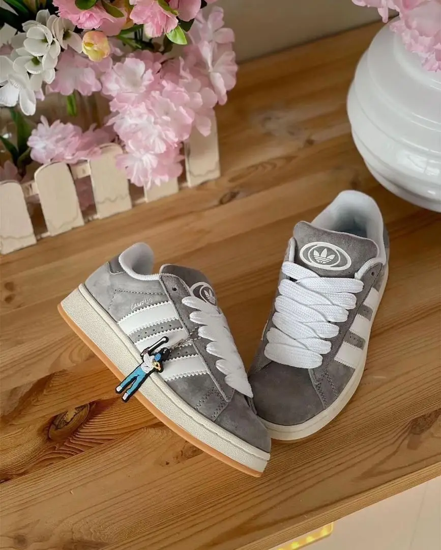 Vue alternative 19 - Adidas 
