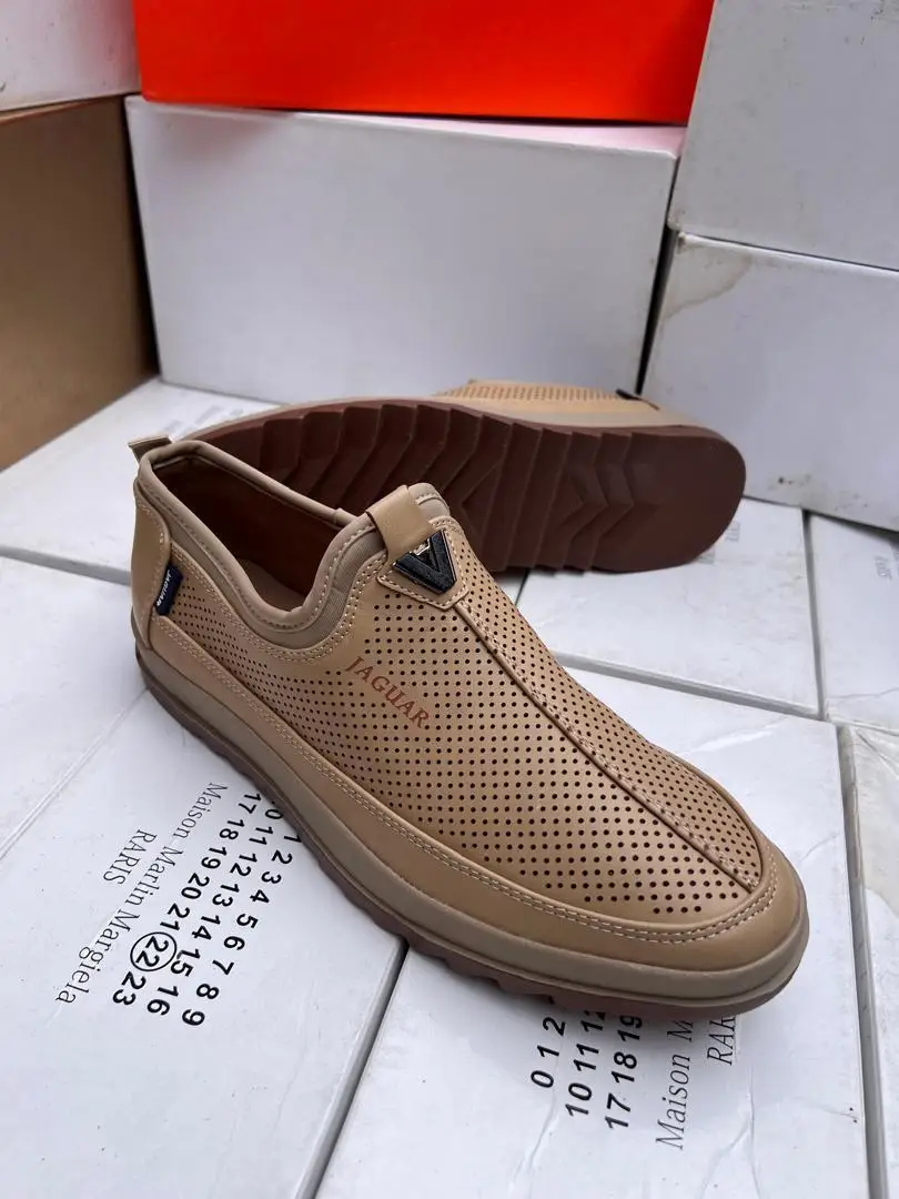 Vue alternative 3 - Chaussure Jaguar 