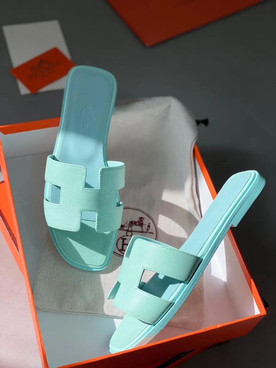 Vue alternative 1 - Tapette Hermès 