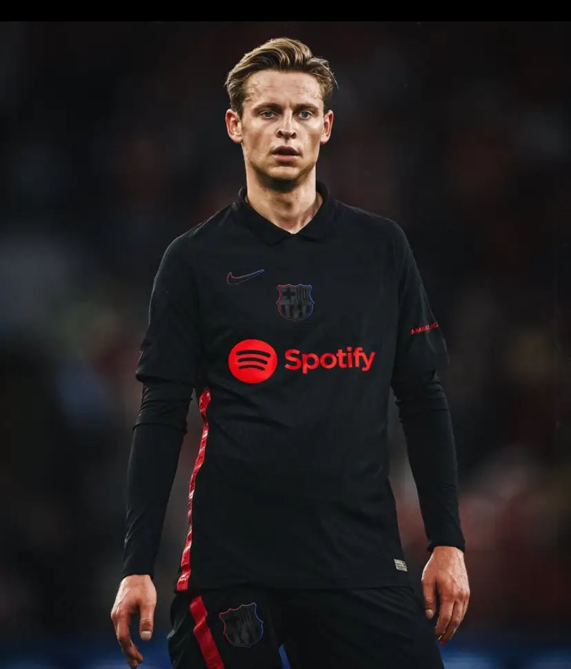 Vue alternative 1 - Maillot de foot 2024/2025