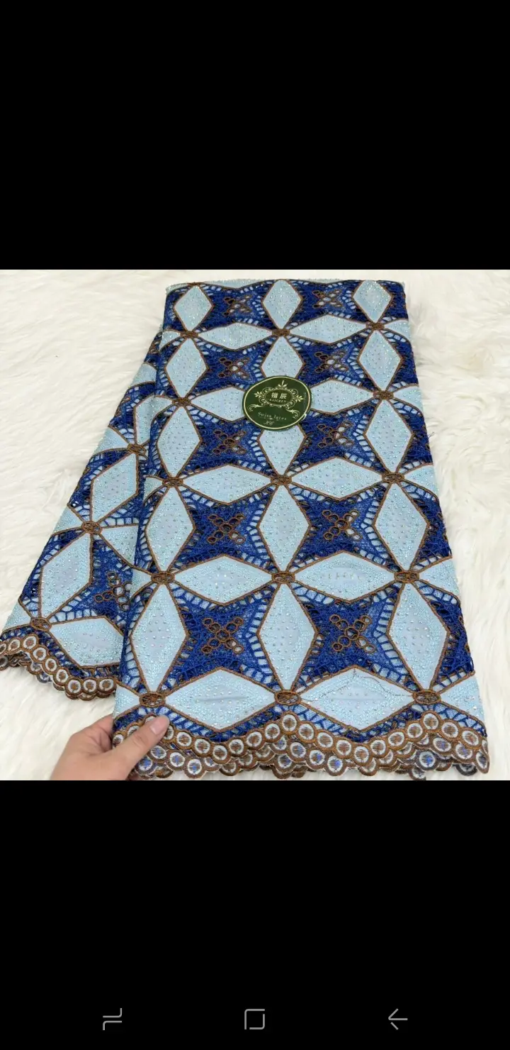 Vue alternative 9 - Broderie 