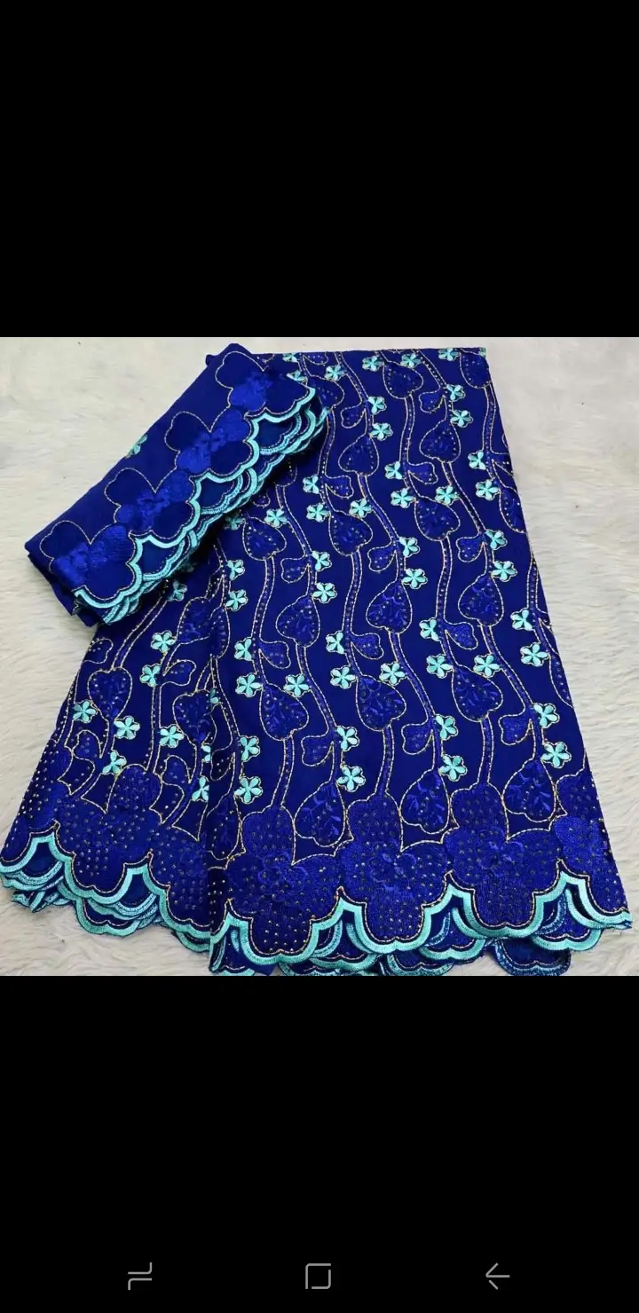 Vue alternative 2 - Broderie 