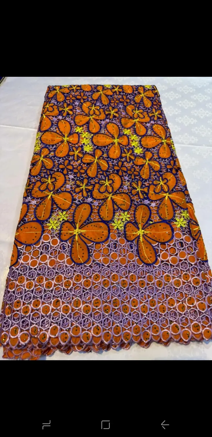 Vue alternative 22 - Broderie 