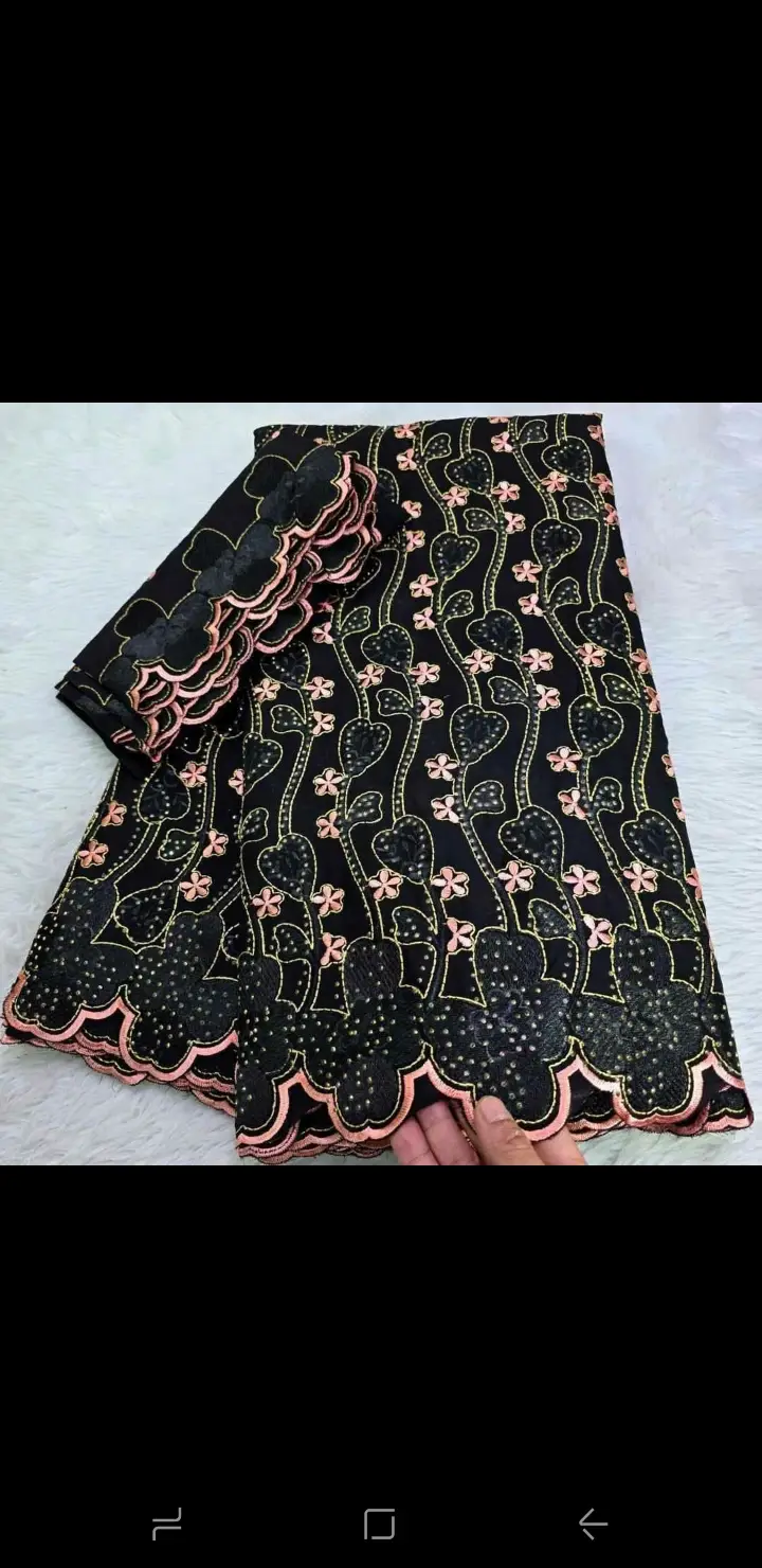 Vue alternative 32 - Broderie 