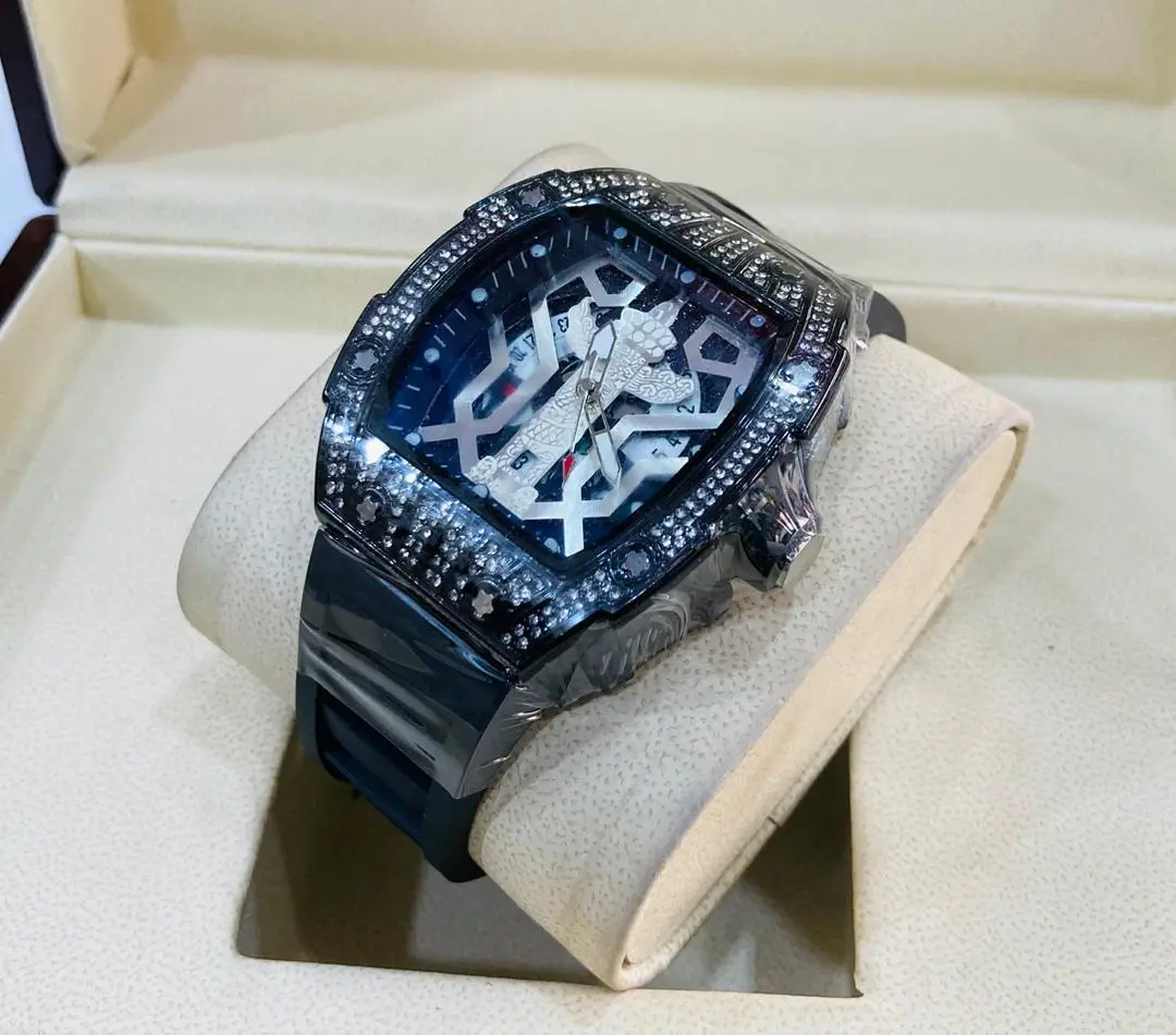 Vue alternative 13 - Montre 