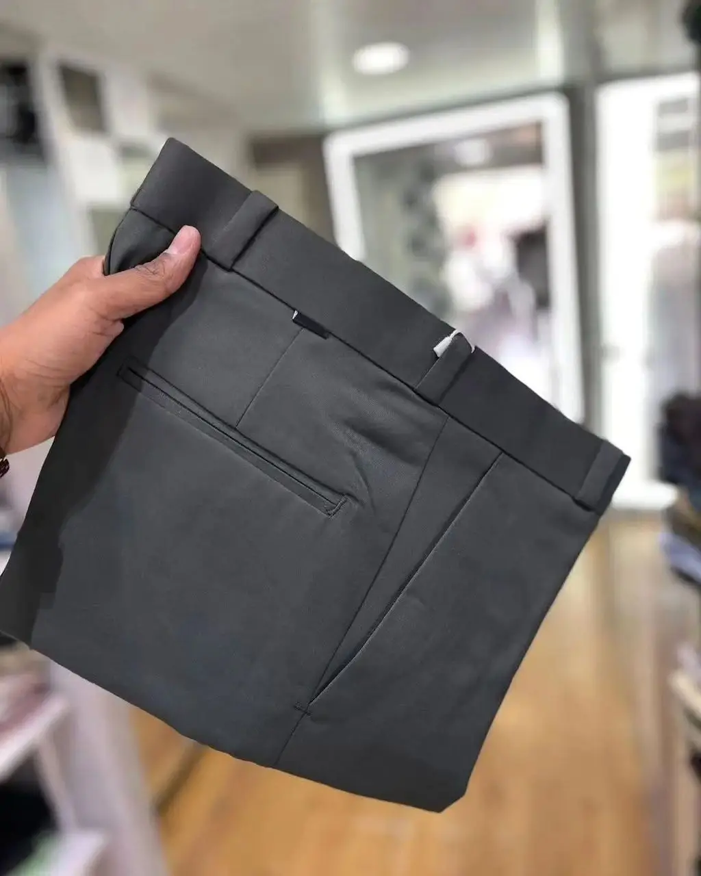 Vue alternative 5 - Pantalon 