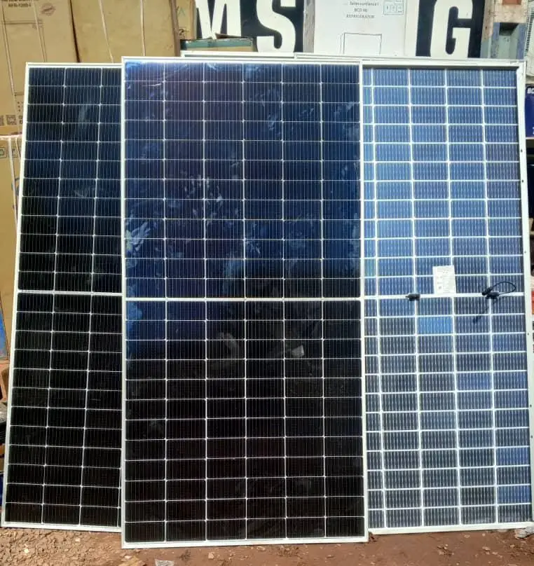 Vue alternative 1 - Panneaux 570w