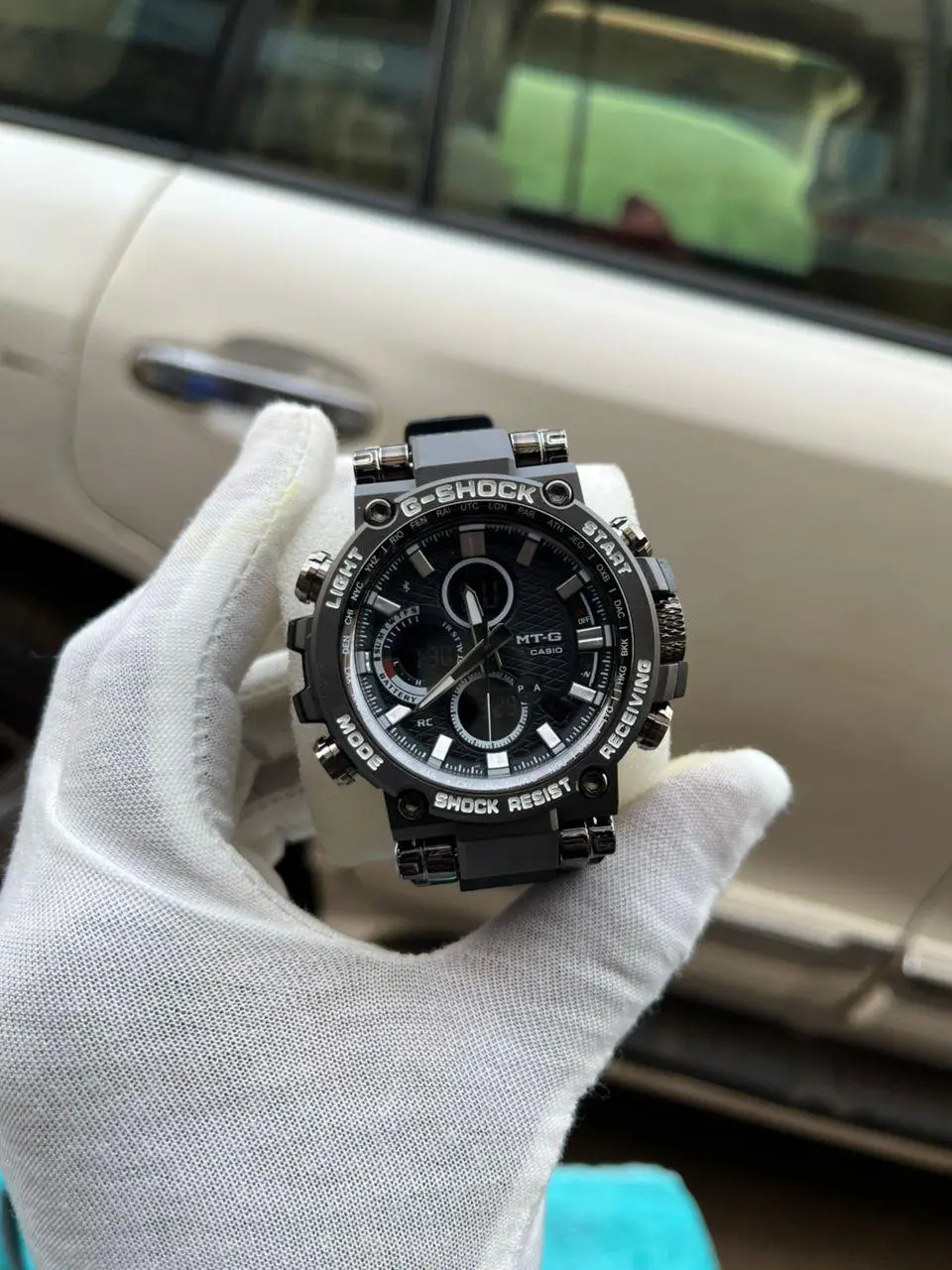 Vue alternative 7 - Montre 
