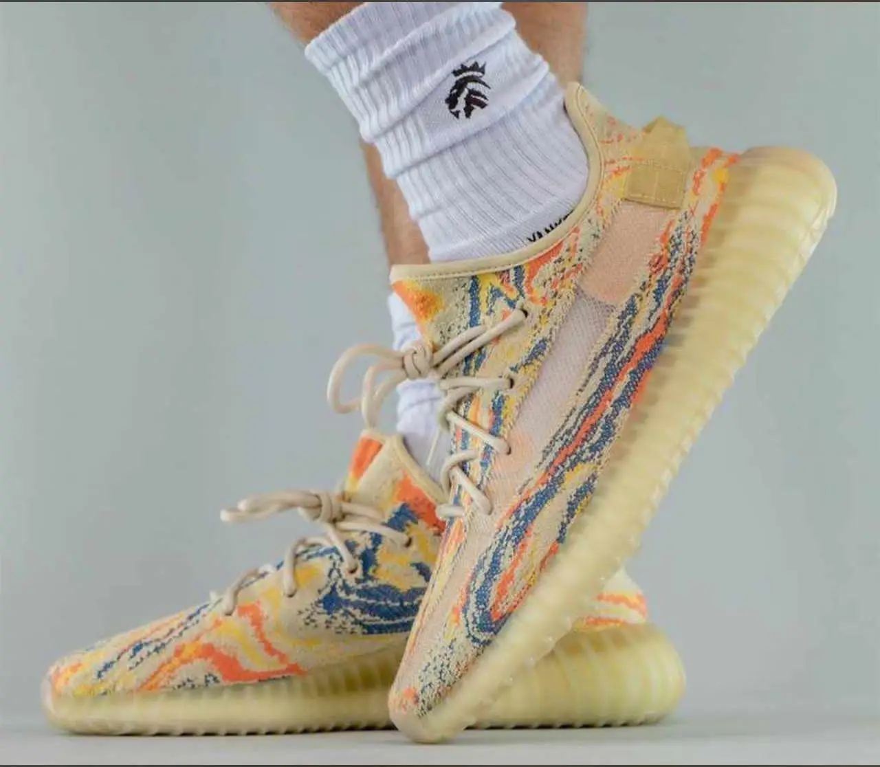Vue alternative 2 - YEEZY