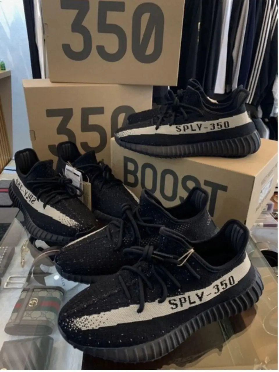 Vue alternative 3 - YEEZY
