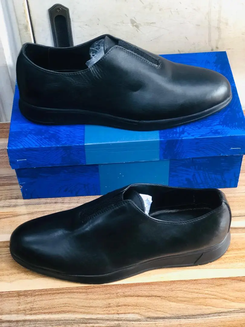 Vue alternative 10 - Adidas et mocassins 