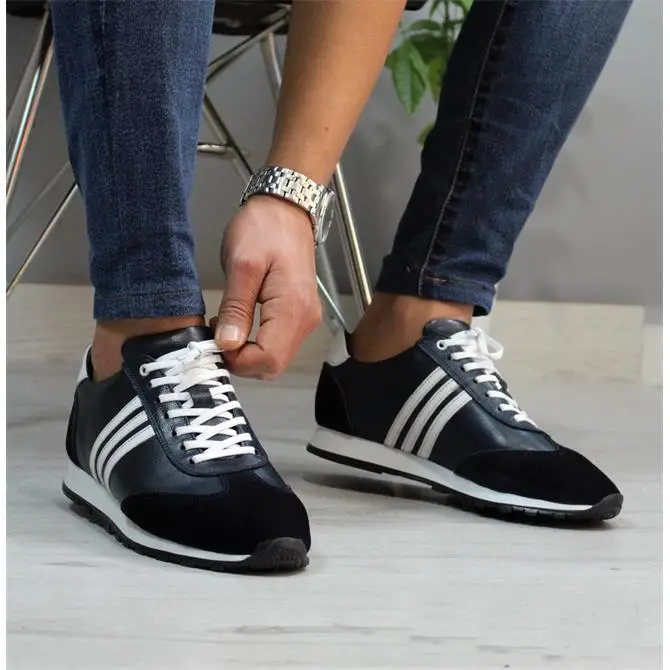 Vue alternative 16 - Adidas et mocassins 
