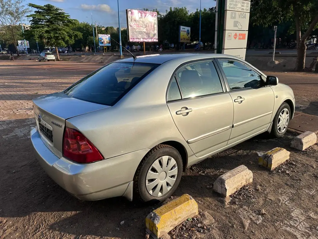 Vue alternative 2 - toyota Alpha