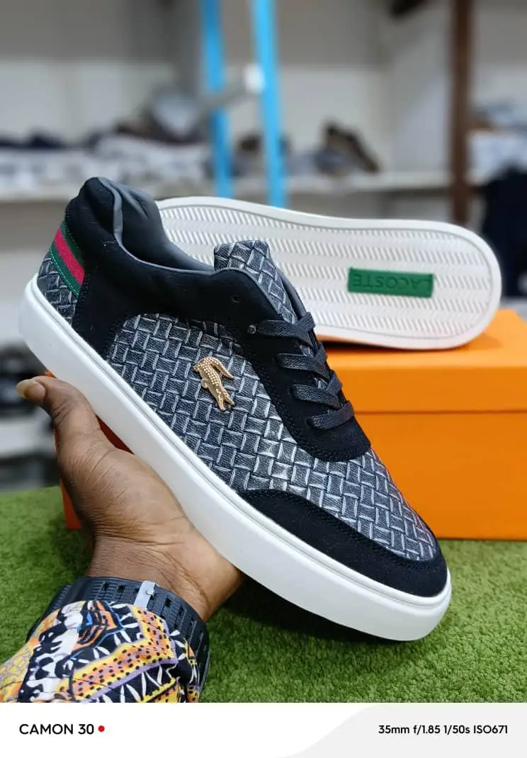 Vue alternative 1 - LACOSTE 