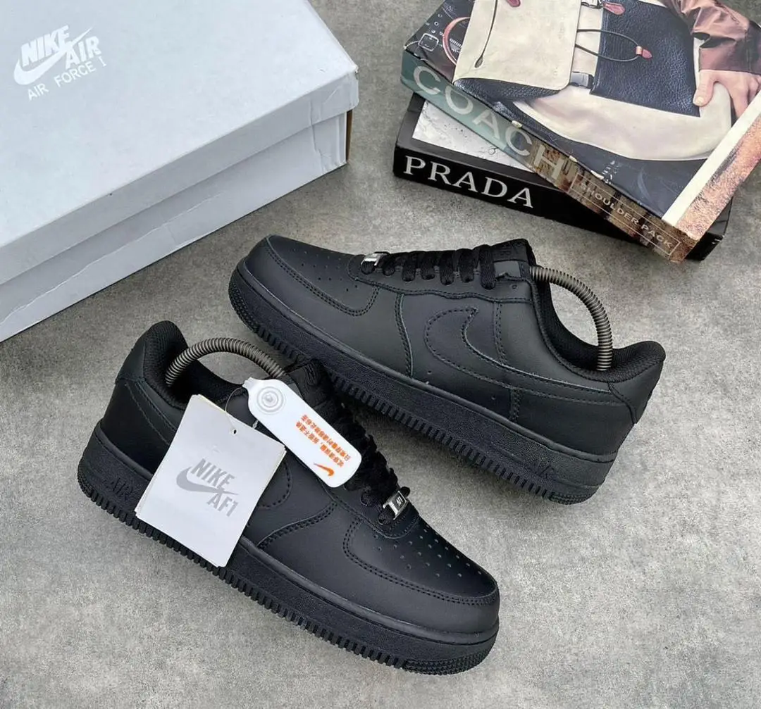 Vue alternative 2 - NIKE AIR