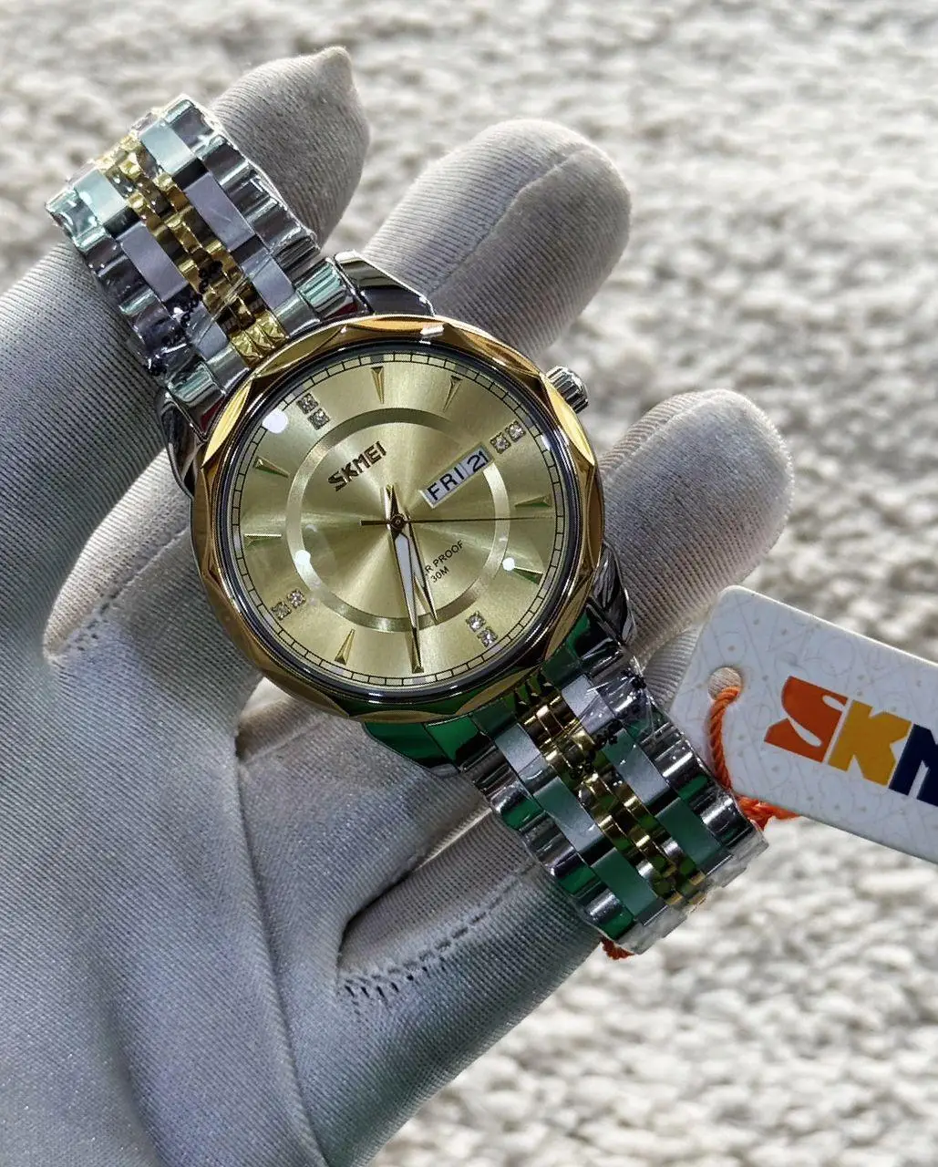 Vue alternative 4 - Montre 