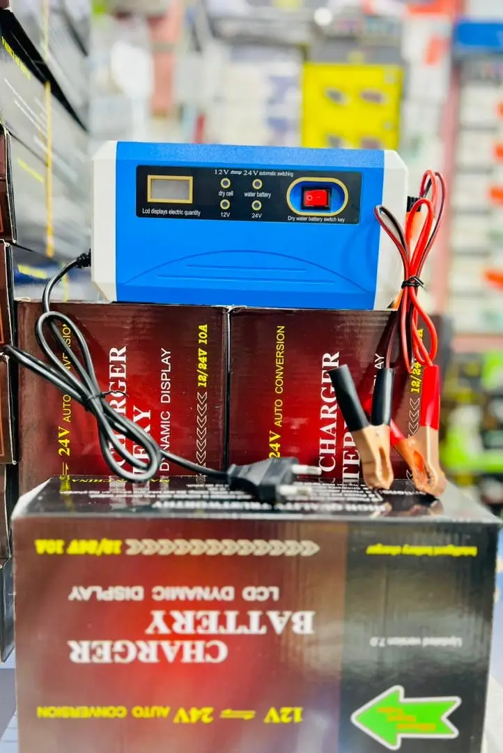 Vue alternative 1 - Chargeur batterie 