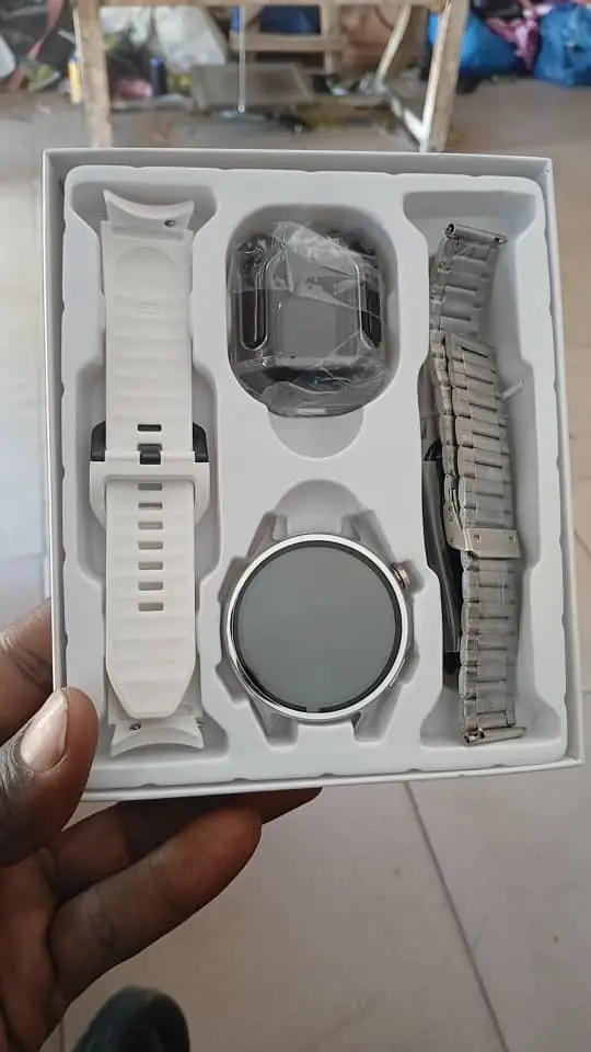 Vue alternative 1 - Smart watch 