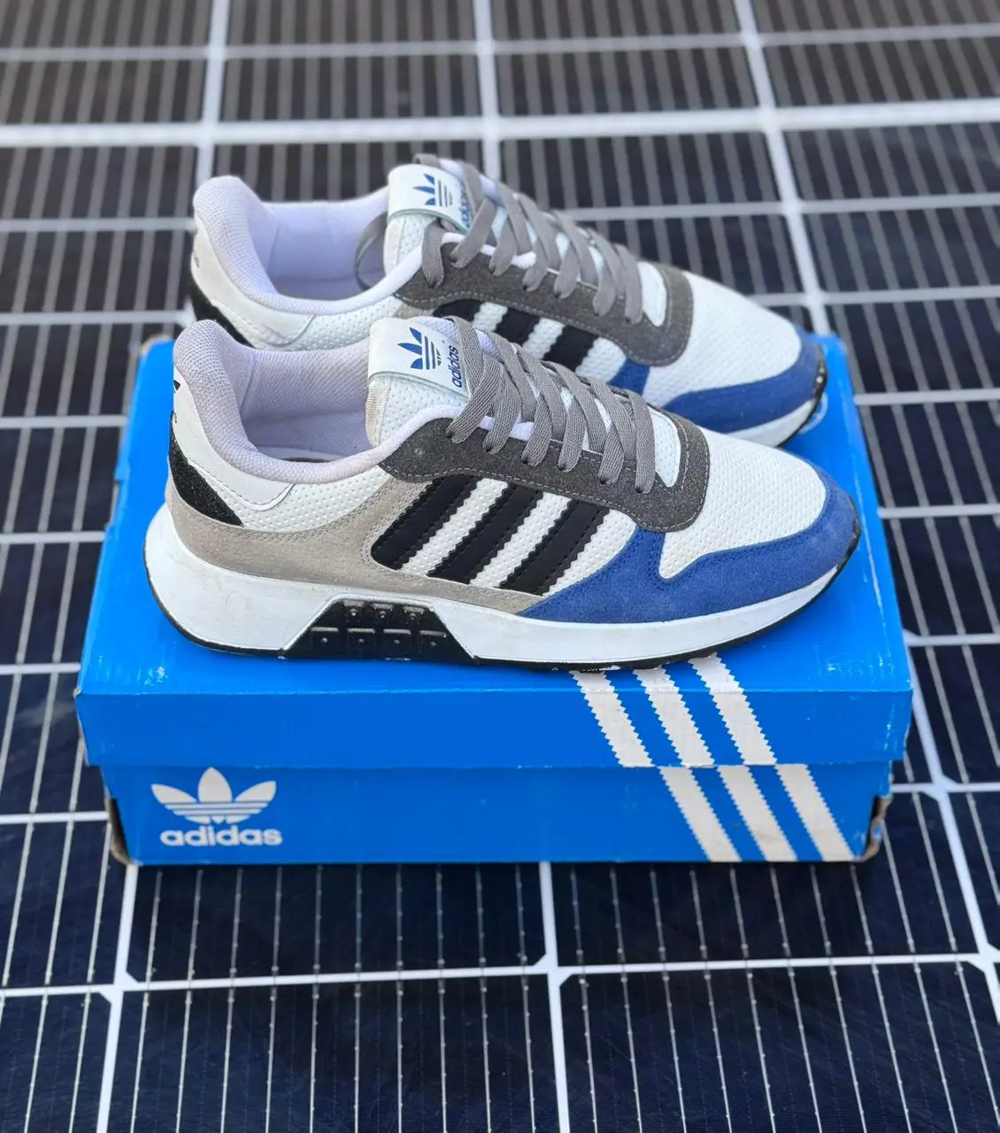 Vue alternative 1 - Adidas