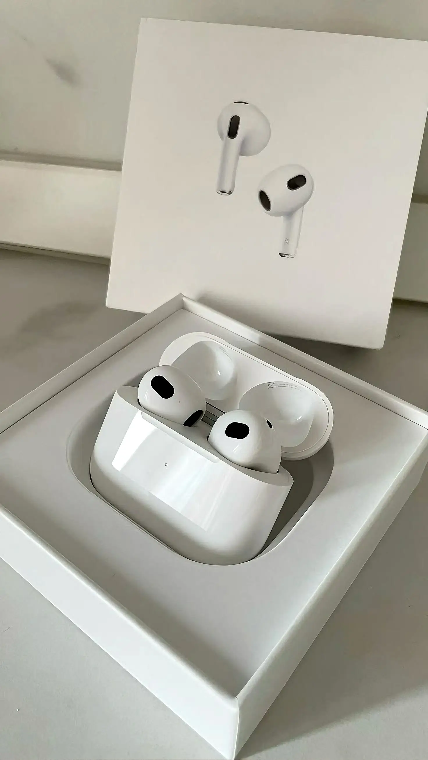 Vue alternative 1 - AirPods Pro