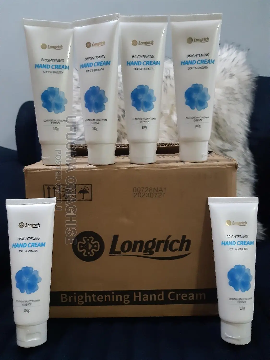 Vue alternative 4 - CREME MAIN REPARATRICE  Les irritations de la peau, les réactions allergiques peuvent avoir pour origine les produits chimiques contenus dans nos savons.  La crème pour les mains de Longrich à été spécialement conçue pour combattre ces problèmes.  Riche e