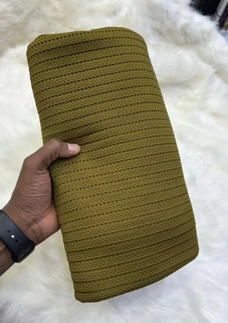 Vue alternative 4 - Tissu velours