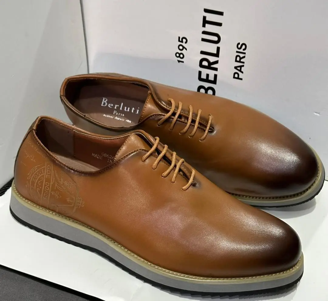 Vue alternative 8 - BERLUTTI