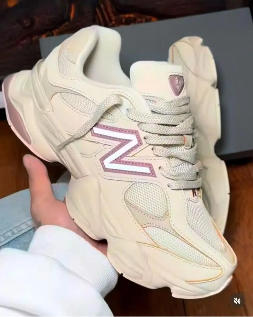 Vue alternative 11 - New BALANCE original et JORDAN??