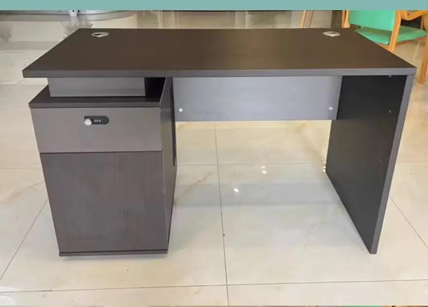 Vue alternative 2 - Bureau 1m40