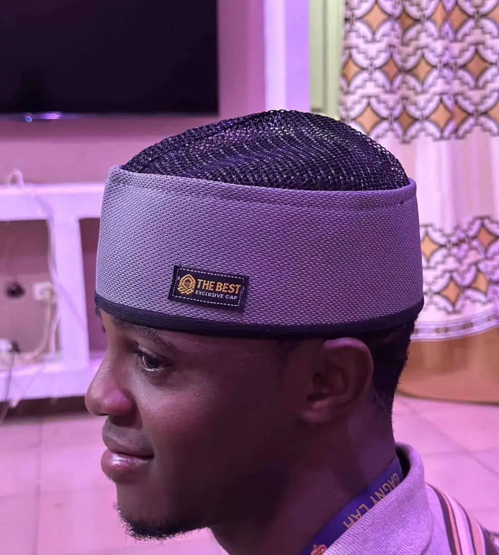 Vue alternative 3 - Chapeau homme