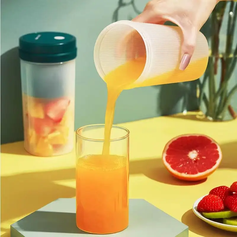 Vue alternative 1 - ? Mini Blender Rechargeable - Idéal pour vos jus frais partout ! ?