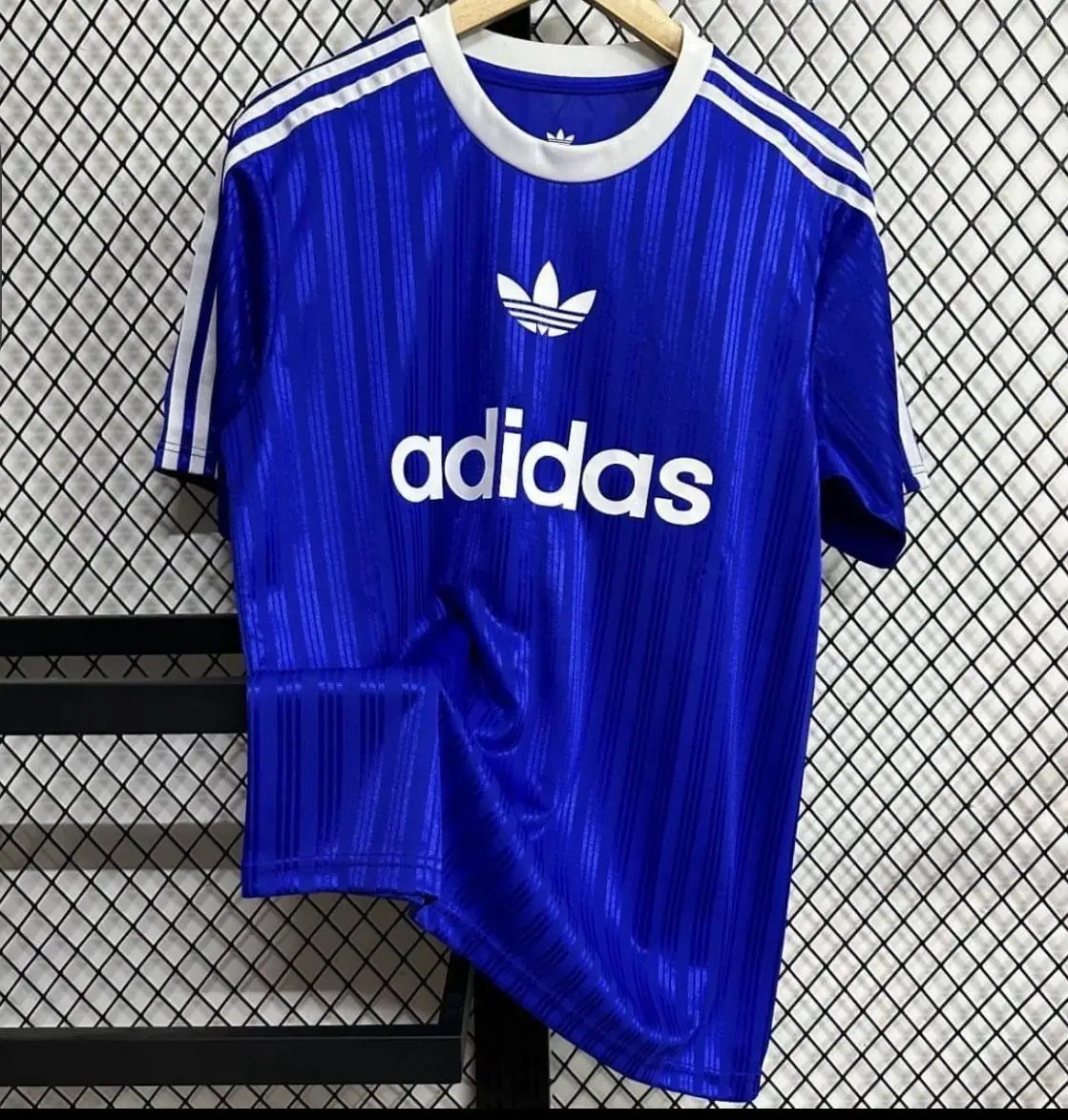 Vue alternative 4 - Maillot