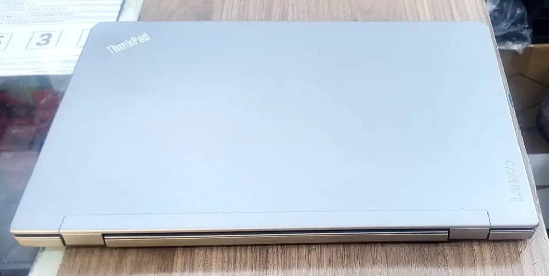 Vue alternative 5 - Pc lenovo