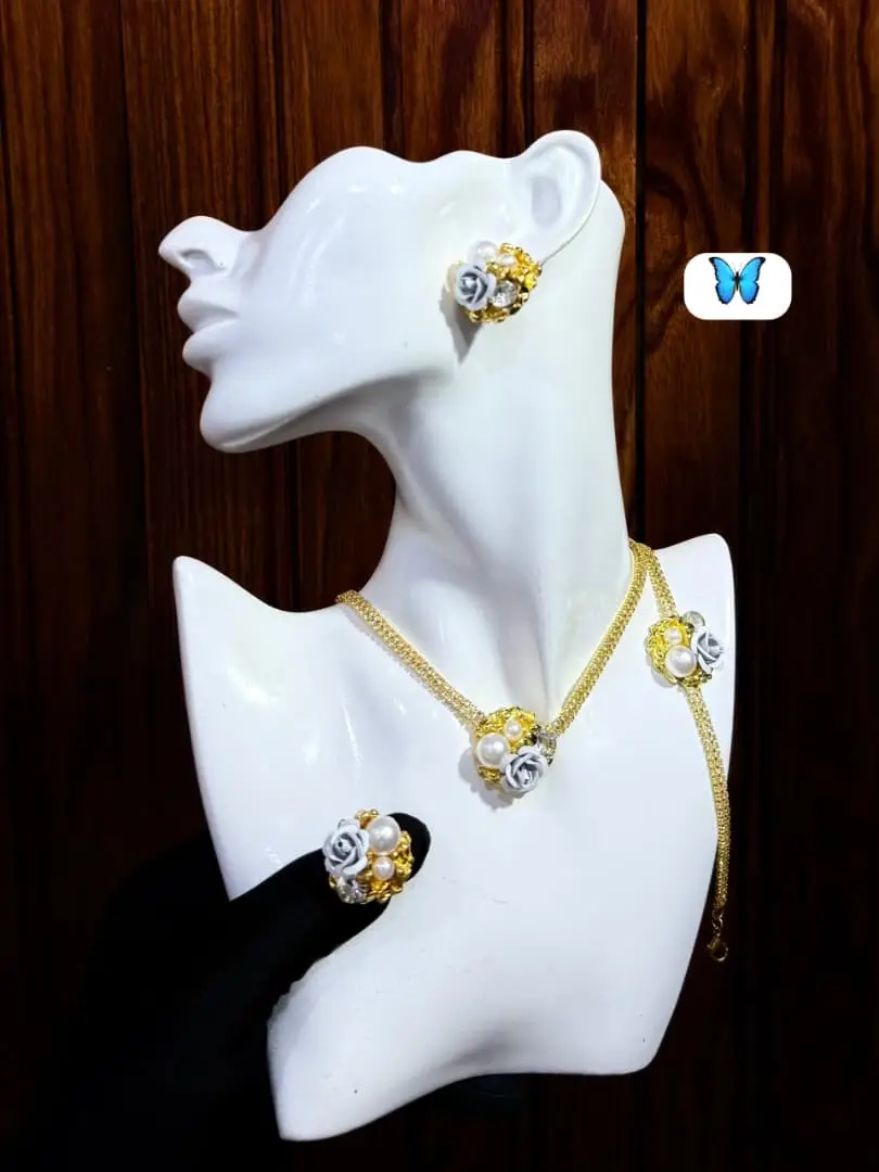Vue alternative 6 - Ensemble Collier + Boucles + Bague + Bracelet*